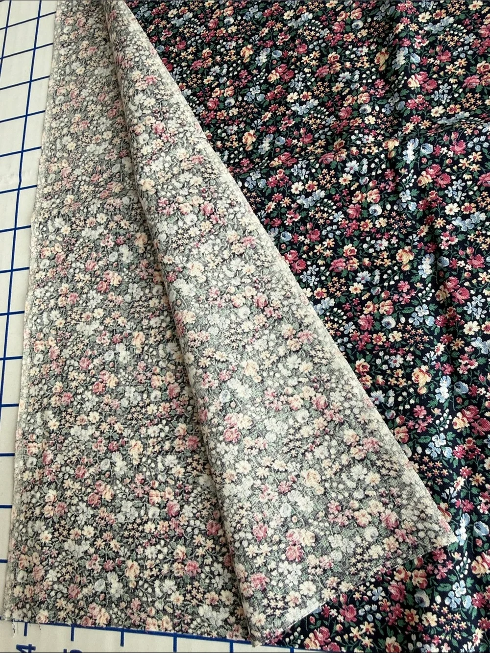 Vintage 1980s 90s Calico Floral Fabric Black Pink Blue 1 Yard x 42